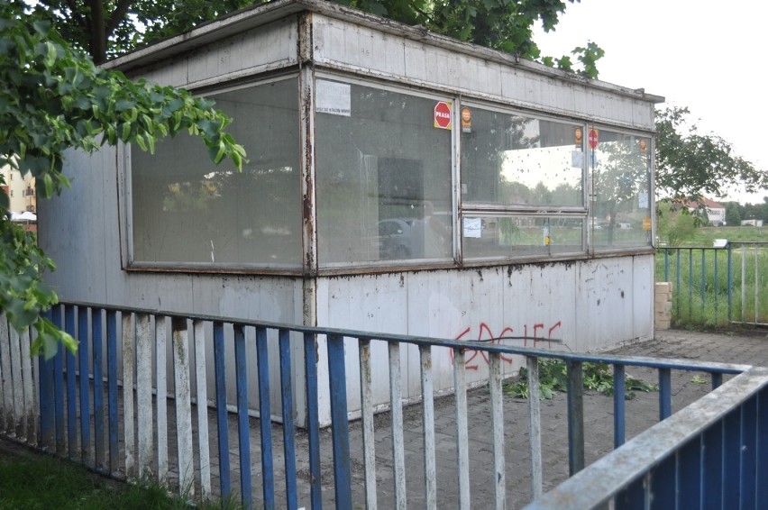 Stary kiosk stojący przy śremskim moście przeszedł do...