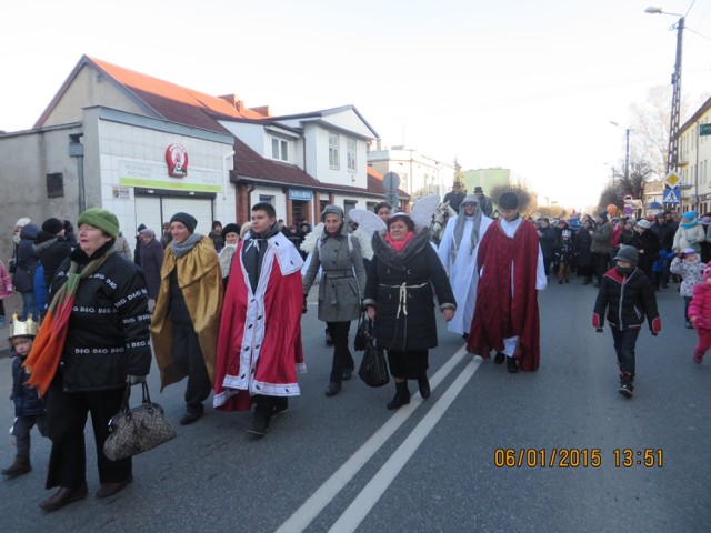 Pierwszy raz Orszak Trzech Króli przeszedł ulicami Zgierza 6 stycznia 2015 roku
