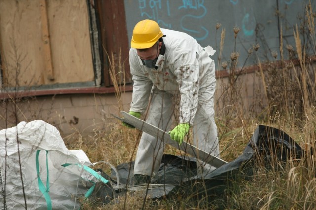 W ubiegłym roku z terenu miasta wywieziono i zutylizowano 22,29 tony wyrobów azbestowych.