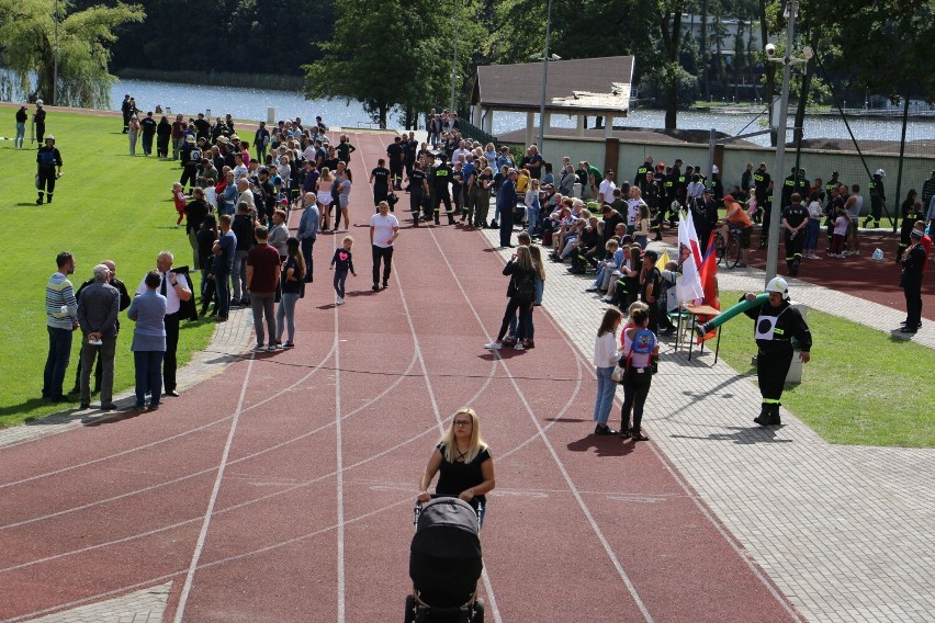 Na boisku w Skępem odbyły się powiatowe zawody sportowo -...