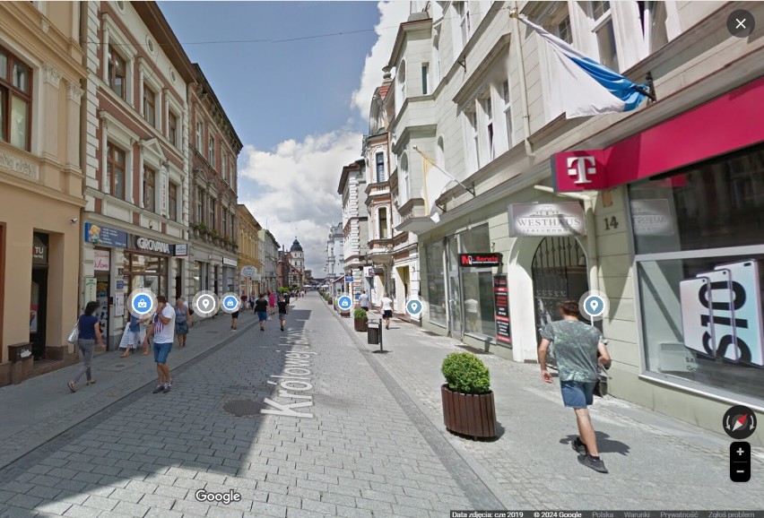 Inowrocław: w 2002 roku mieszkało tu 77936 osób, a w 2022 -...
