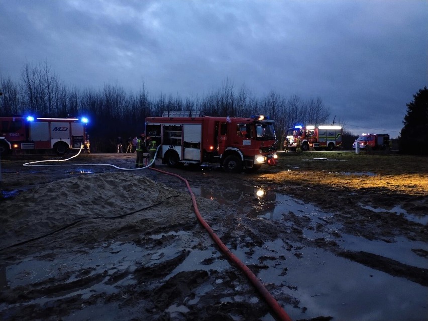 Pożar domu w miejscowości Dobra w gminie Sędziejowice