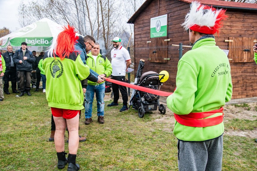 To było wyjątkowe morsowanie. Chełmski Klub Morsów obchodził w Dzień Niepodległości 10 rocznicę swojego powstania. Zobacz zdjęcia