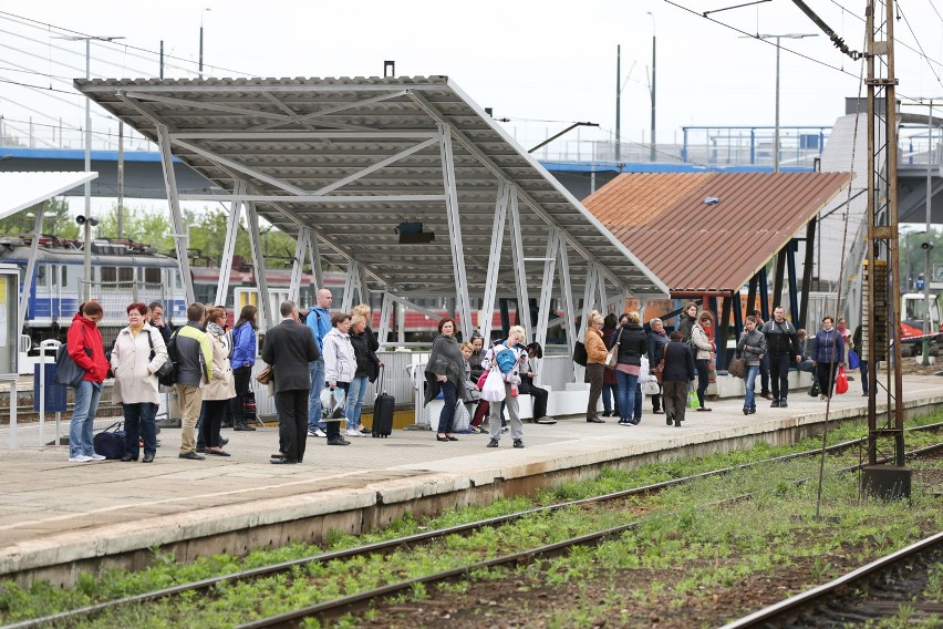 Perony dworca w Płaszowie przechodzą remont