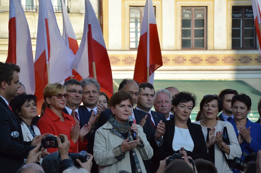 Tarnów. Beata Szydło spotkała się z mieszkańcami [WIDEO]