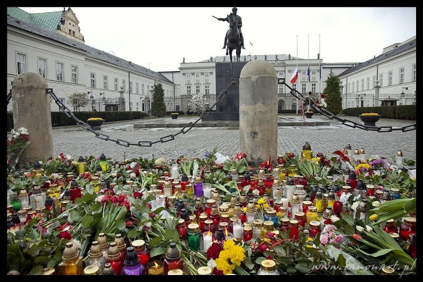 Przedpołudnie przed Pałacem Prezydenckim. Fot.Dariusz...