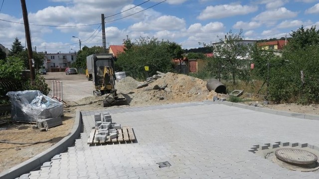 Od kilku miesięcy trwa przebudowa ul. Gawroniej na Osowej Górze. Ulica zyska nową nawierzchnię, a planowane zakończenie prac nastąpi we wrześniu. Inwestycja pochłonie 2,3 mln złotych. 


Tak szaleli na drogach w regionie. To cud, że ludzie przeżyli! [wideo - Program Stop Agresji Drogowej]

