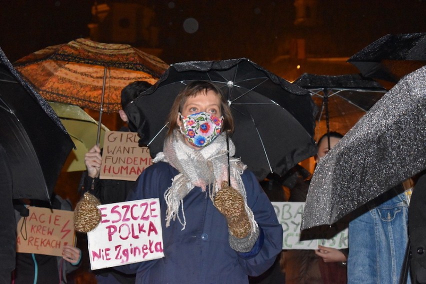 Strajk Generalny „Piekło Kobiet” w Nowym Sączu