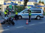Zderzenie samochodu i motocykla na ulicy Słowackiego w Radomiu. Kierujący BMW nie ustąpił pierwszeństwa? Ranny motocyklista w szpitalu