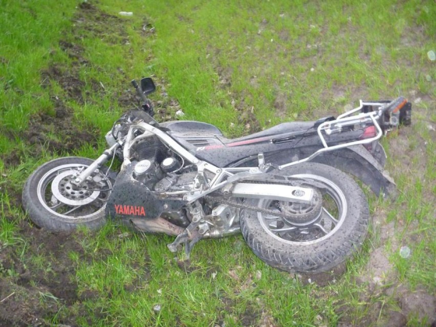 Wypadek motocyklisty na drodze nr 196