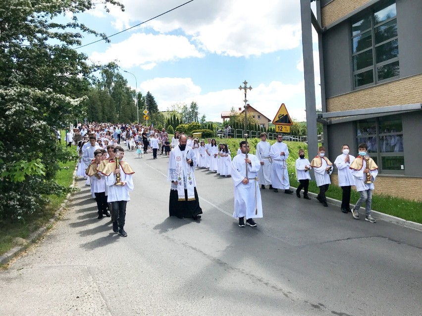 Procesja Bożego Ciała w parafii na Zalesiu w Rzeszowie