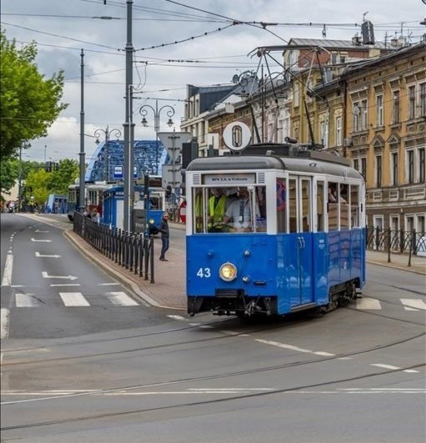 Niedziela z Krakowską Linią Muzealną. Tym razem skład historycznych krakowskich wagonów 4N i ND