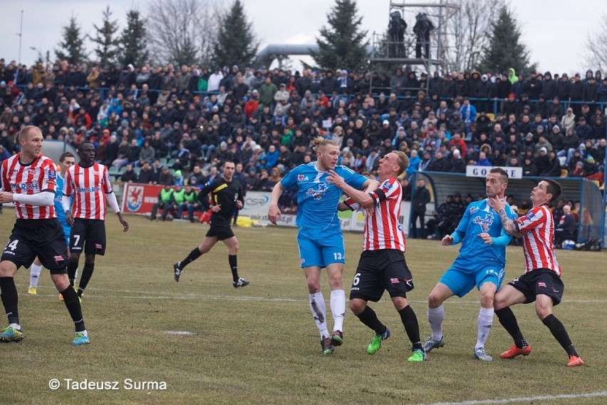 Błękitni - Cracovia 2:0. Zawodnicy i kibice w mega galerii Tadeusza Surmy!