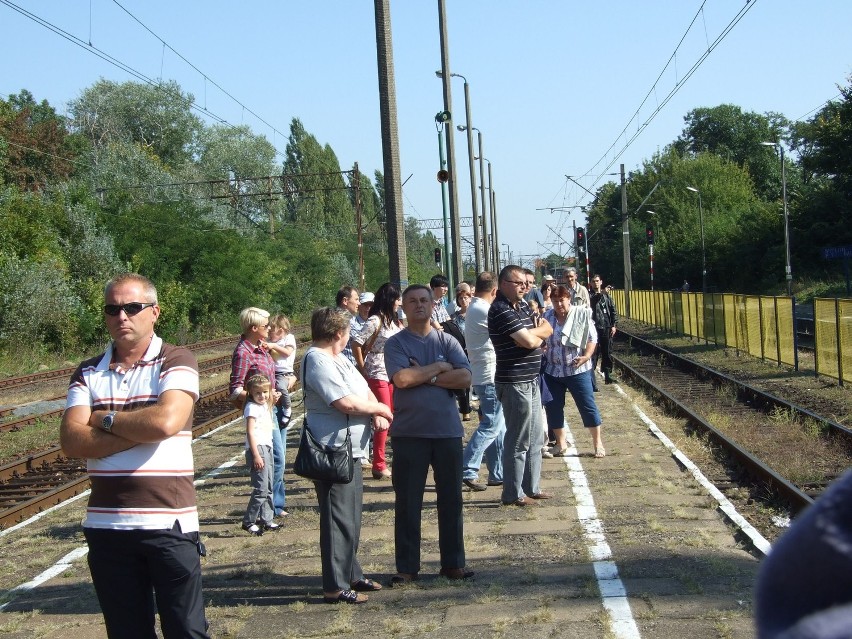 Retro pociąg pokonał trasę z Wrocławia do Wielunia ZDJĘCIA