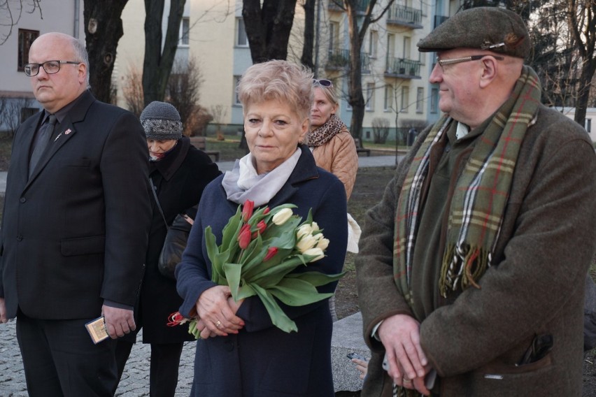 Dni Pamięci Żołnierzy Wyklętych w Łodzi. Uroczystości pod Pomnikiem Ofiar Komunizmu [ZDJĘCIA]