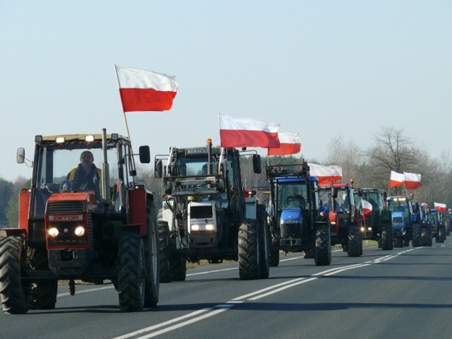 Protest rolników na DK 8 pod Ruścem