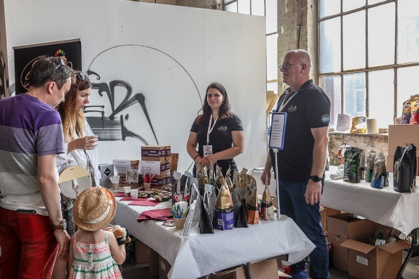 Festiwal Czekolady Kawy i Słodyczy w Plenum przy ulicy...