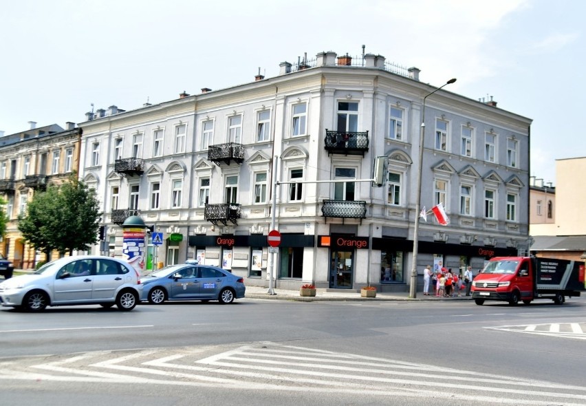 Uwaga, będą zmiany dla rowerzystów na skrzyżowaniu ulic 25 Czerwca i Żeromskiego w Radomiu - przejazd dla rowerów i nowa sygnalizacja