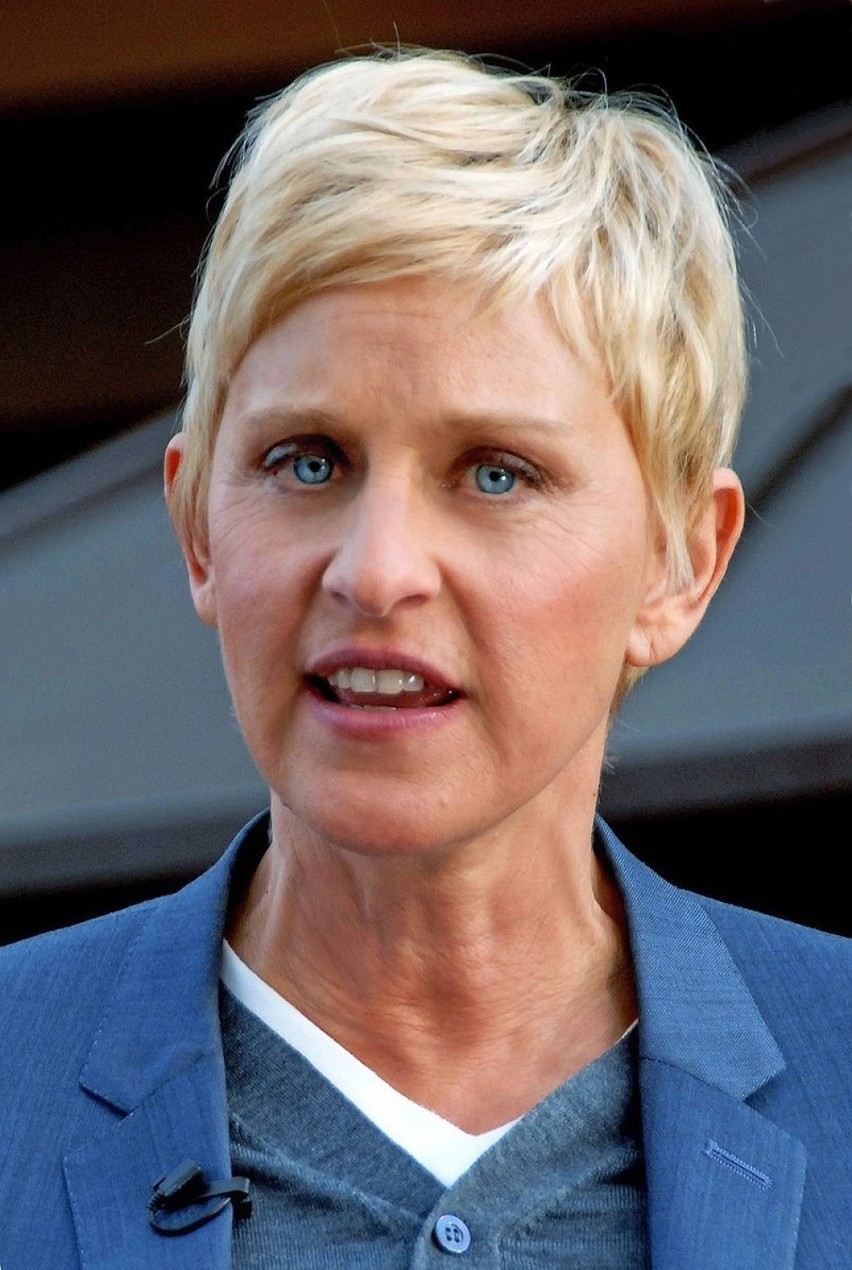 Ellen DeGeneres - 9 988$