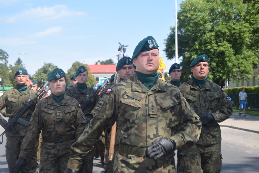 Święto Wojska Polskiego w Sieradzu. Było dostojnie i...