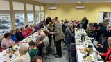 Seniorzy z klubu „Zacisze” w Skierniewicach świętowali Dzień Kobiet