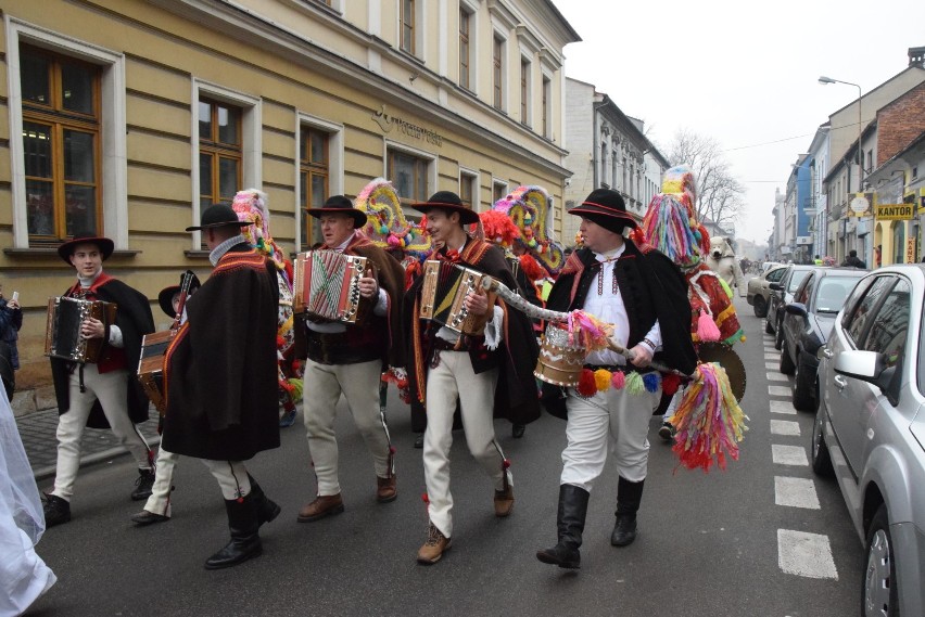 Korowód organizowany w ramach Żywieckich Godów to coś, co...