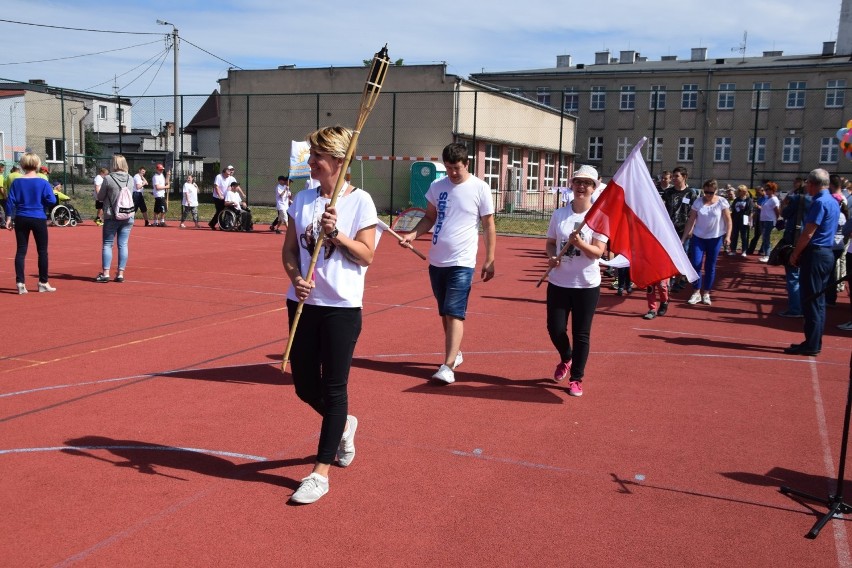 Zmagania na boisku szkolnym przy Technikum Mundurowym im....