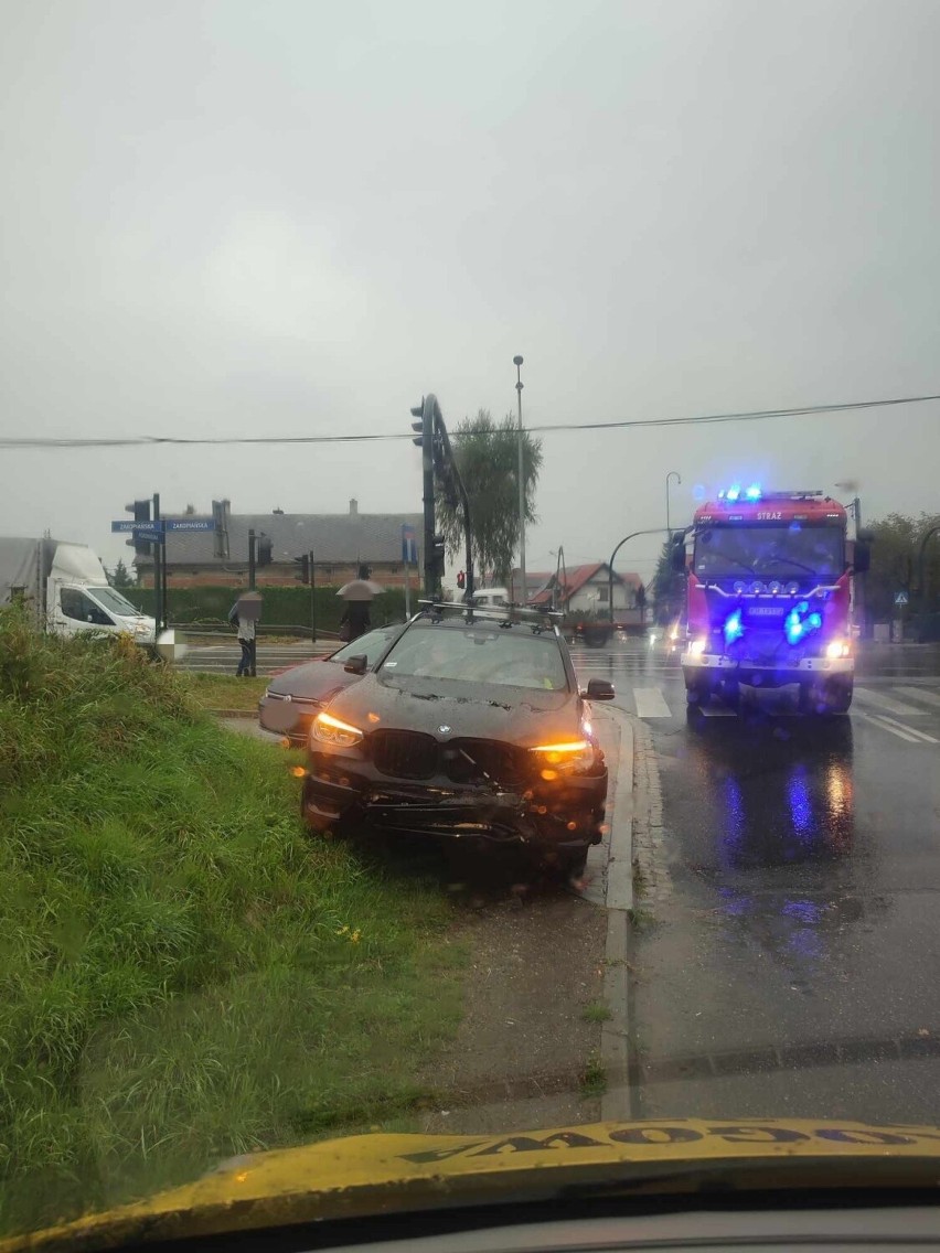 Wypadek w Krakowie na skrzyżowaniu ul Zakopiańskiej i...