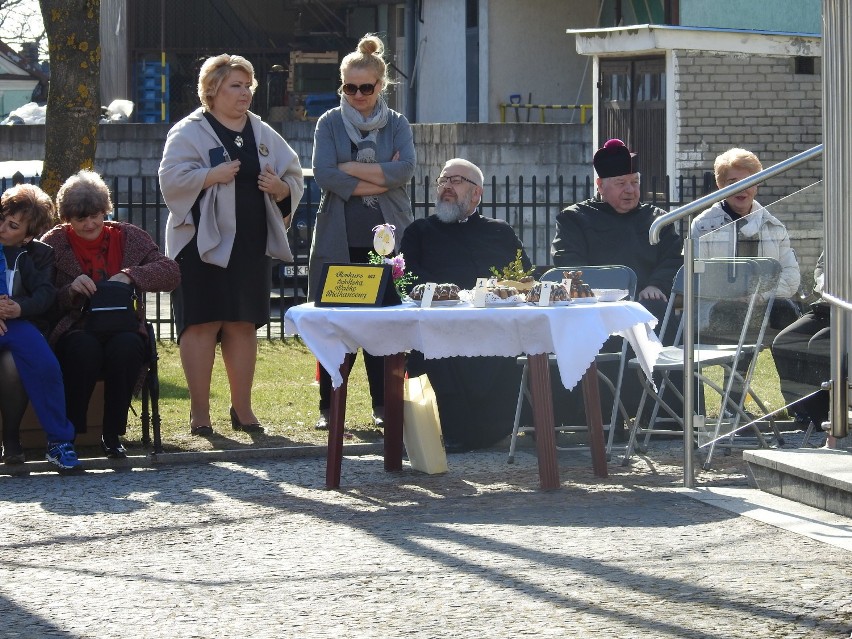 Mieszkańcy Sokółki spotkali się przy wielkanocnym stole