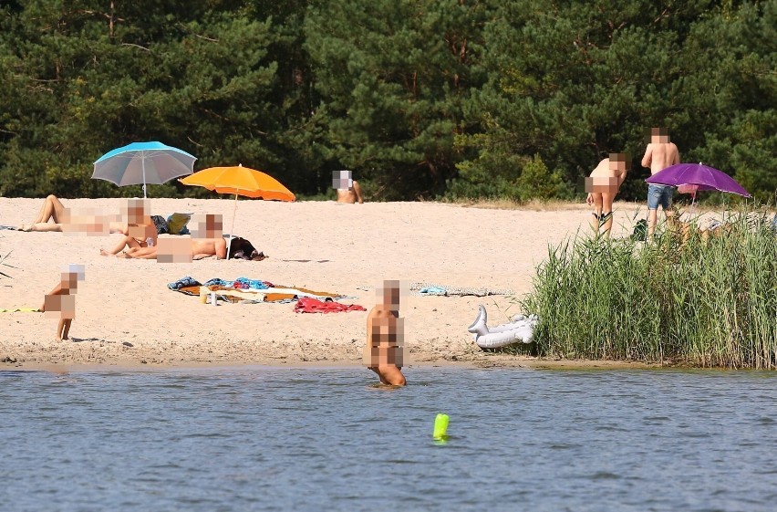 Z plaży naturystów w Swolszewicach  nad Jeziorem...