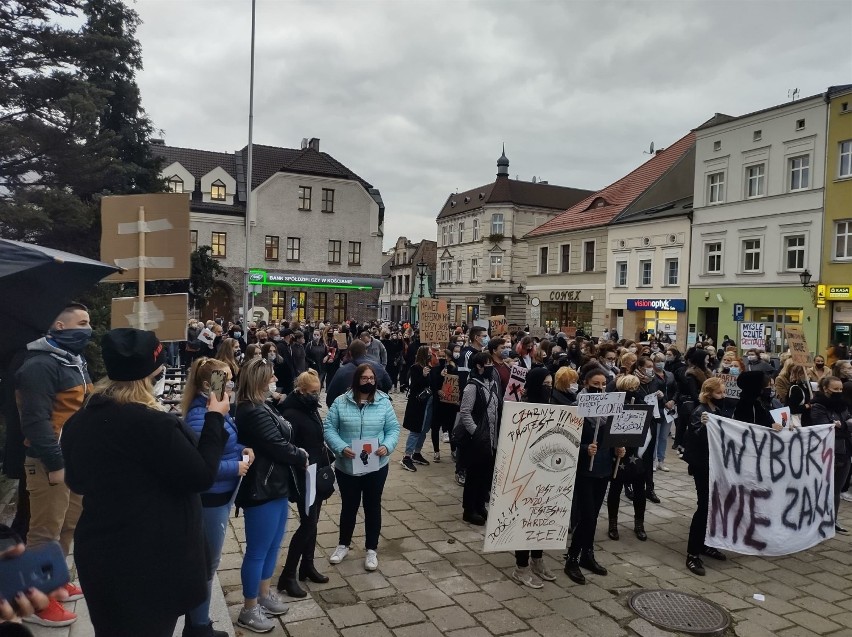 W Kościanie trwa protest przeciwko wyrokowi Trybunału Konstytucyjnego