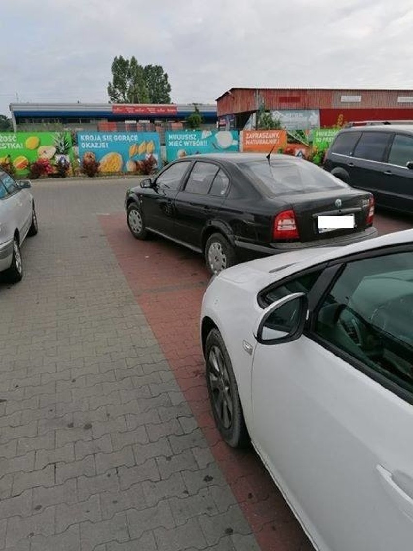 Oto kolejna galeria "mistrzów parkowania" w Toruniu....