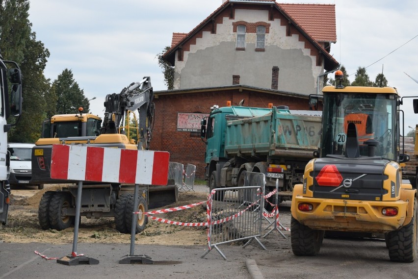 Remont ulicy Dworcowej w Więcborku potrwa do końca roku.