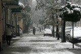 Jelenia Góra. Ślisko i mokro na drogach w Kotlinie Jeleniogórskiej. Będzie jeszcze gorzej