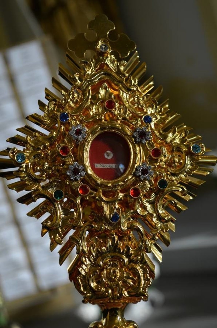 W kościele Bożego Ciała w Głogowie znajdują się relikwie św. Mikołaja