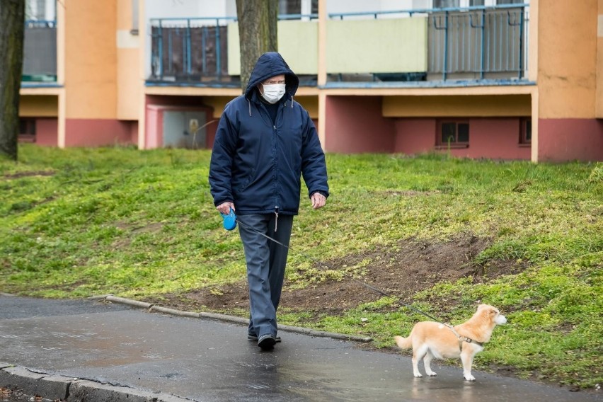 Jak uniknąć zakażenia koronawirusem? Bądź wegetarianinem, nie pij alkoholu i myj ręce! Naukowcy wydali listę zaleceń