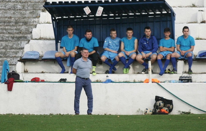 Konfeks Legnica wygrał z Czarnymi Rokitki (ZDJĘCIA)