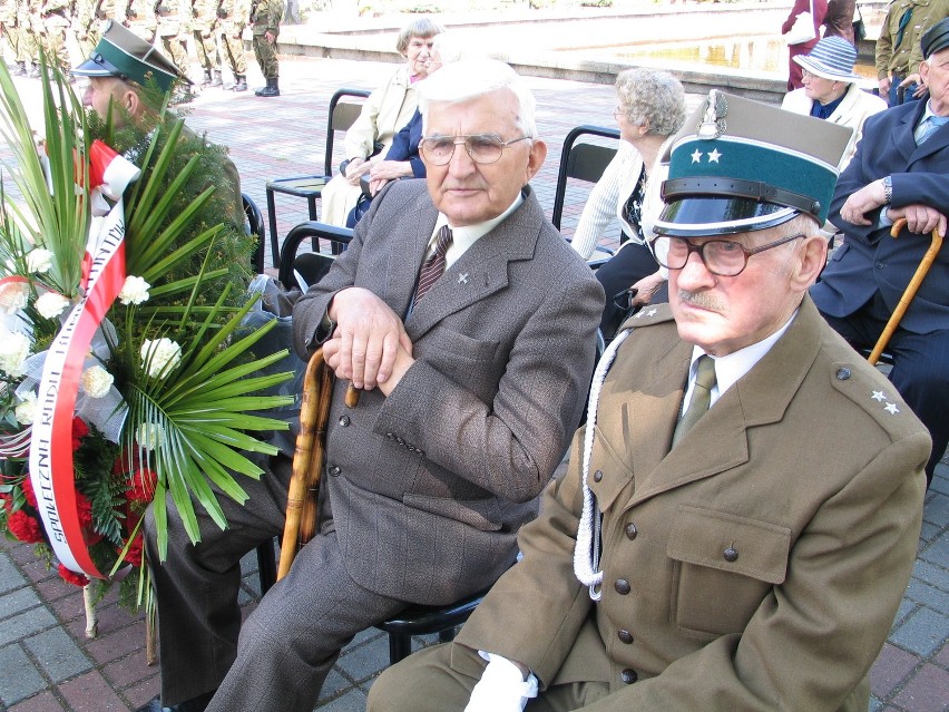 Głogów: Uroczystości pod pomnikiem koalicji antyhitlerowskiej