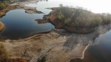 Jeziorsko z lotu ptaka. Zobacz ZDJĘCIA wykonane dronem przez sieradzanina Pawła Karonia
