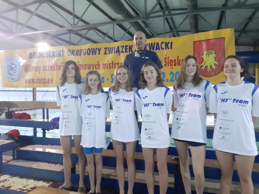 Worek medali pływaków HS Team Kłodzko. Znów pokazali swoją siłę! 