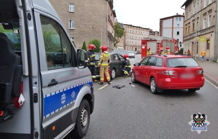 Wypadek na Starym Zdroju, jedna osoba trafiła do szpitala