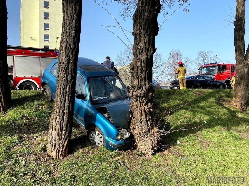 Wypadek na ul. Nysy Łużyckiej w Opolu. Nissan zderzył się z...