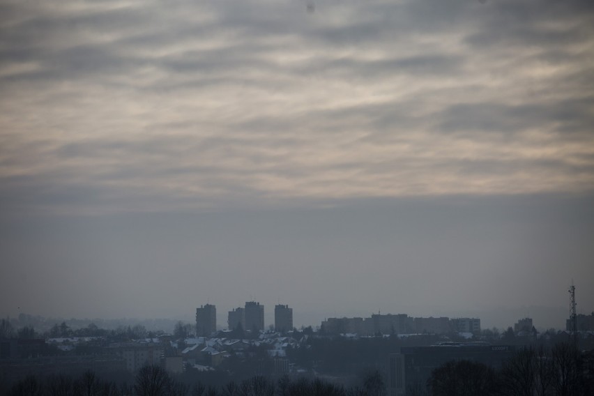 Warszawa, Kraków, Nowy Sącz - w tych miastach stężenie smogu...
