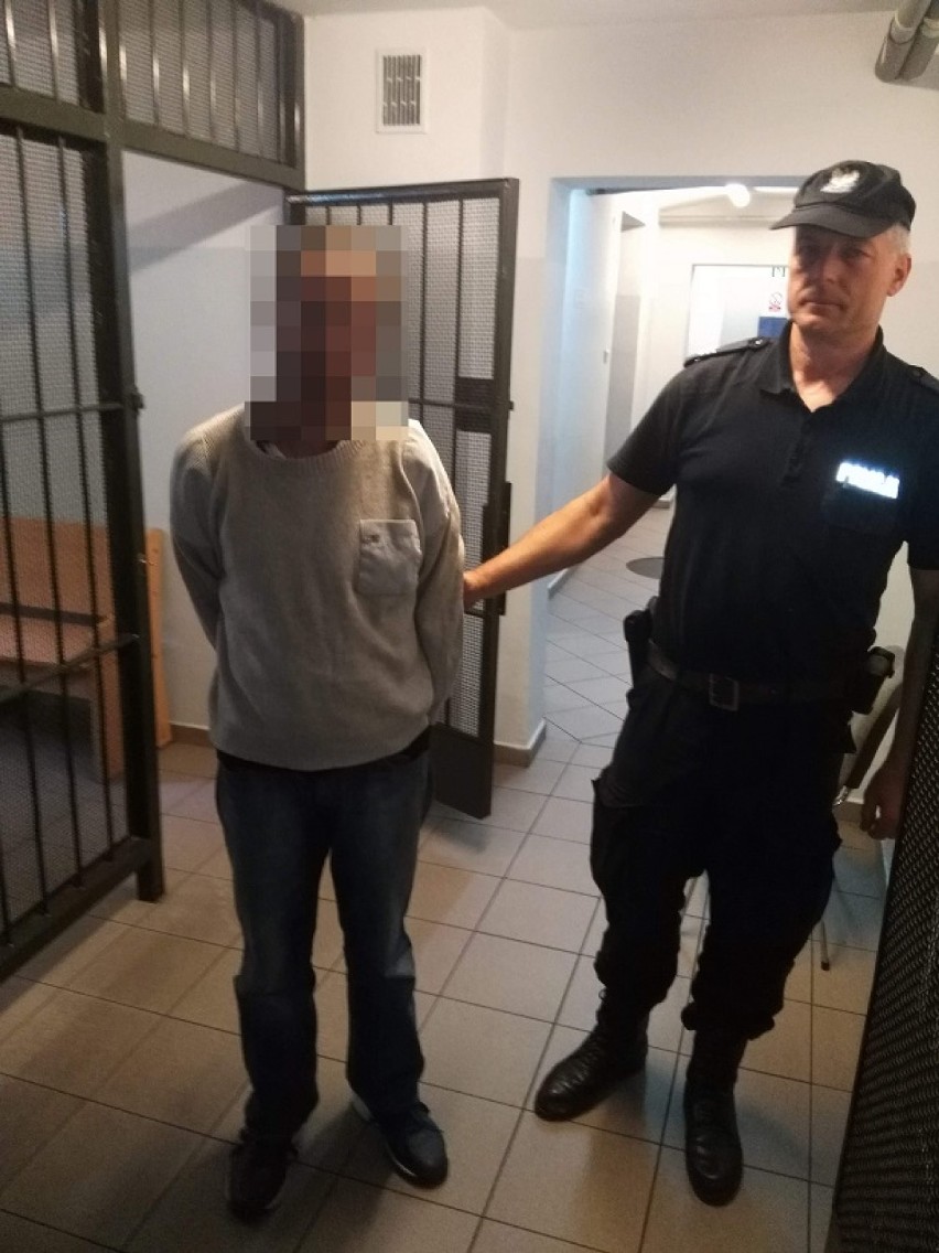 34-latek z Chorzowa groził nożem i ukradł telefon komórkowy