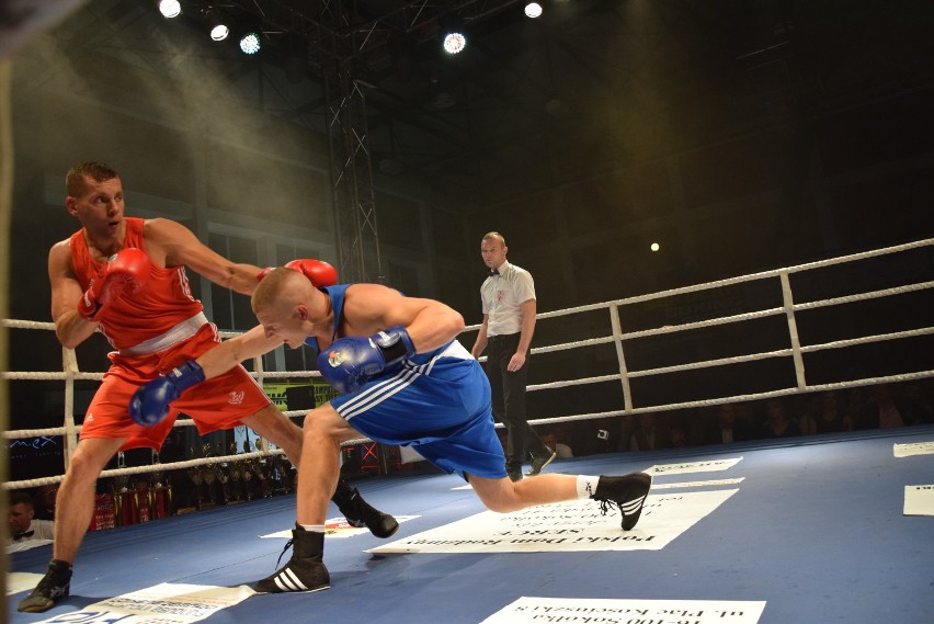 Hity Zenka i znakomite bokserskie pojedynki. Tak wyglądała Gala Sokółka Boxing Show (zdjęcia) 