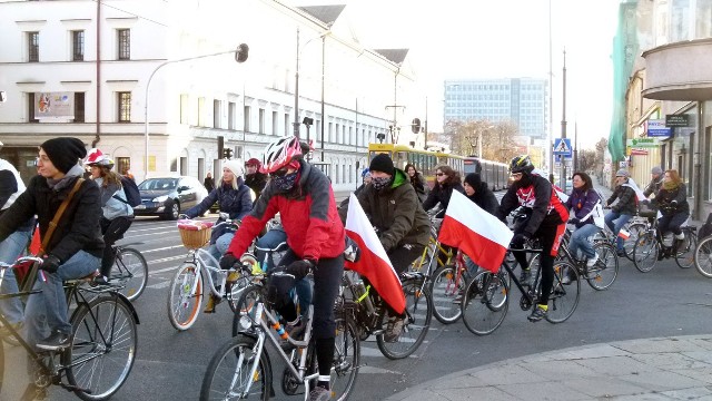 Rowerowa Masa Niepodległości w Łodzi
