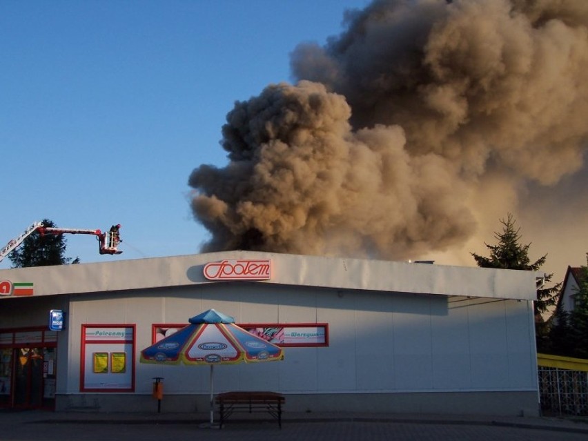 Pożar w Lidzbarku Warmińskim. Palił się supermarket Gama