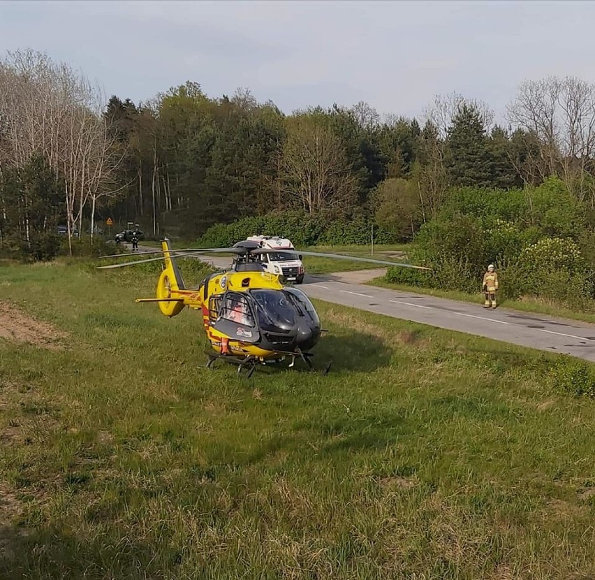 Powiat kwidzyński. Dwa wypadki z udziałem motocyklistów. Nie obyło się bez interwencji Lotniczego Pogotowia Ratunkowego [ZDJĘCIA]