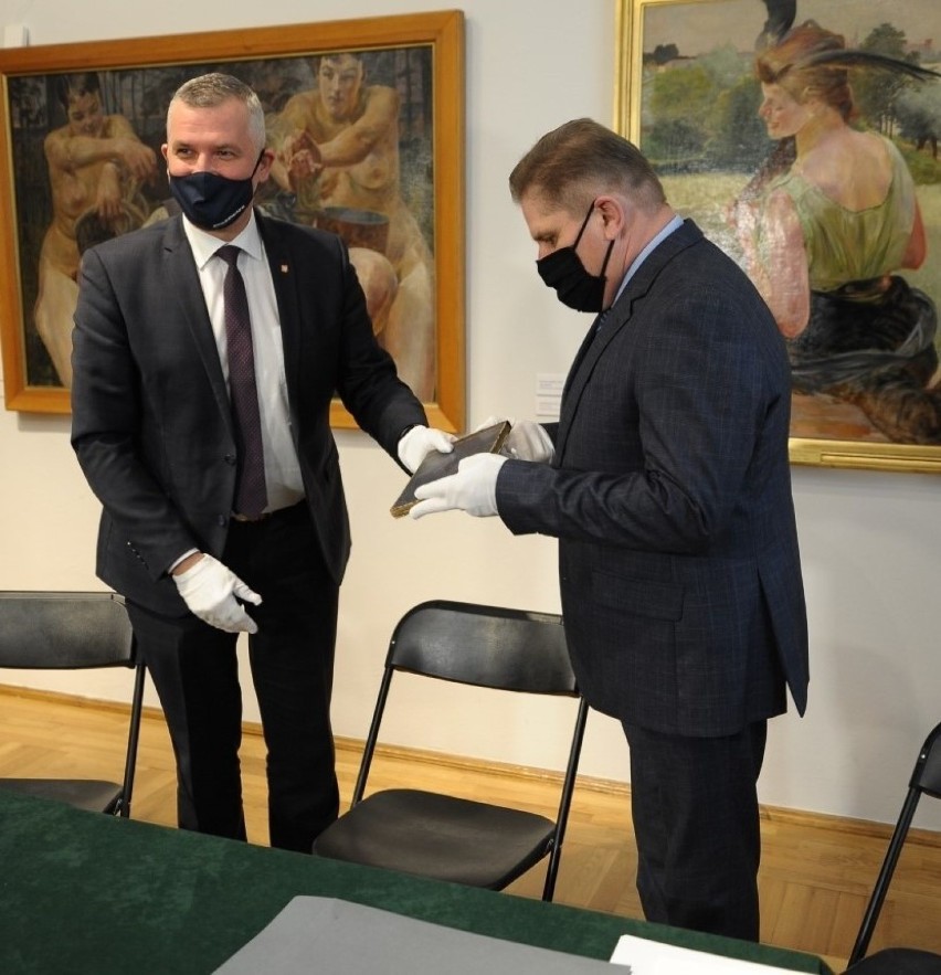 Modernizacja dworu Oppermana i zakup cennych eksponatów - to nowe plany Muzeum imienia Jacka Malczewskiego w Radomiu