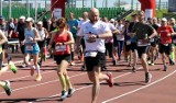 Czterystu biegaczy wzięło udział w Półmaratonie Grudziądz - Rulewo śladami Bronka Malinowskiego [zdjęcia]
